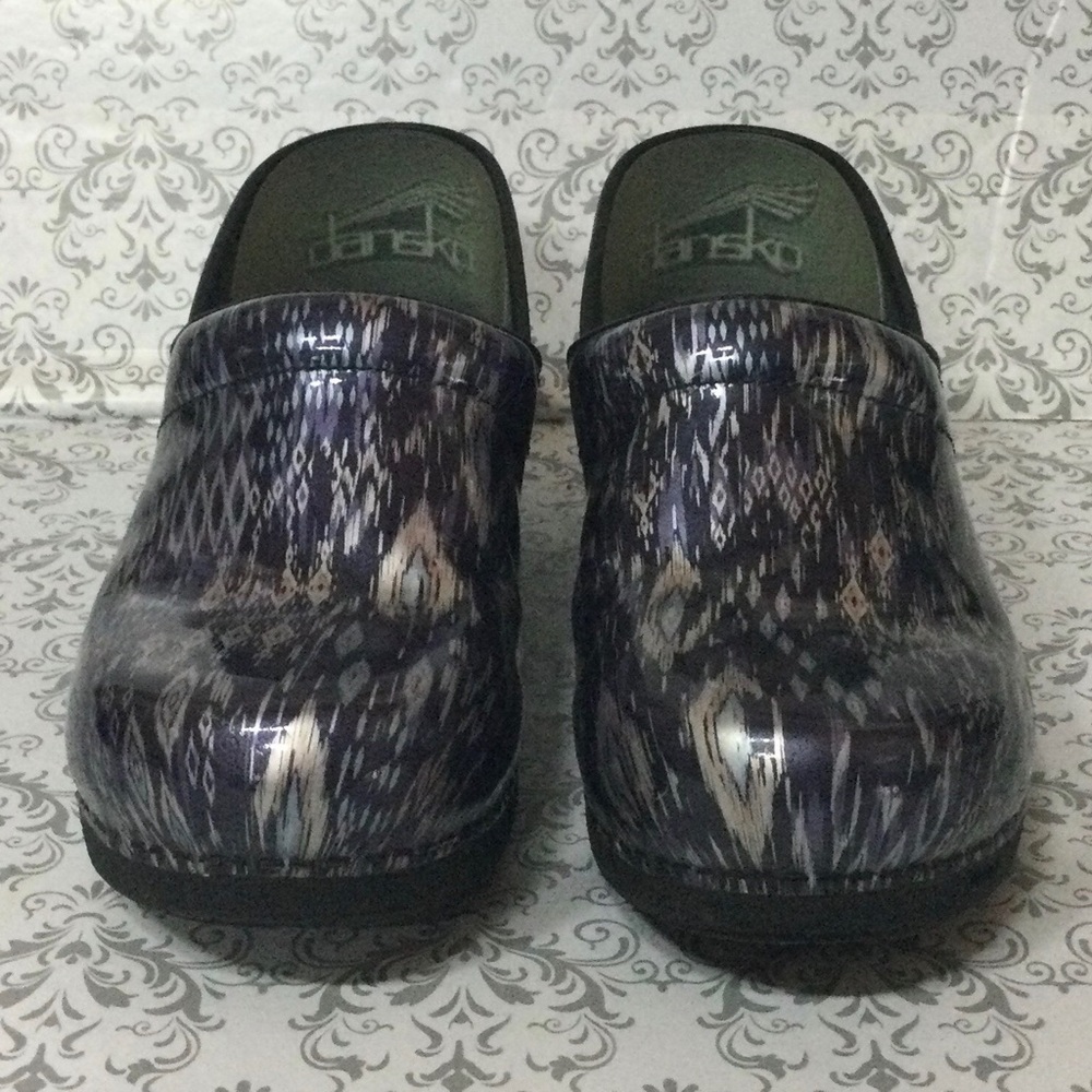 Dansko Xp 2.0 Professional Clog-Size 40 - image 1